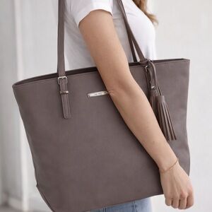 Nine West Taupe shoulder Bag